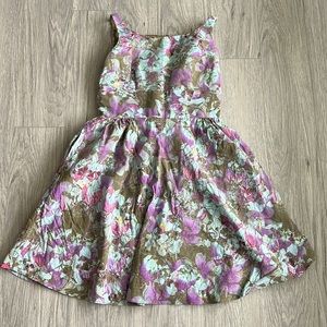 Taylor Floral Dress with Pockets Size 6